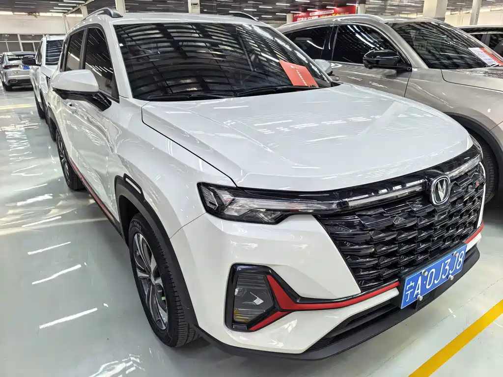 Changan CS35PLUS — фото 3