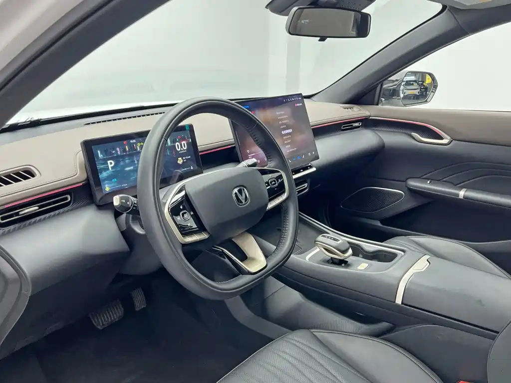 Changan Eado — фото 13