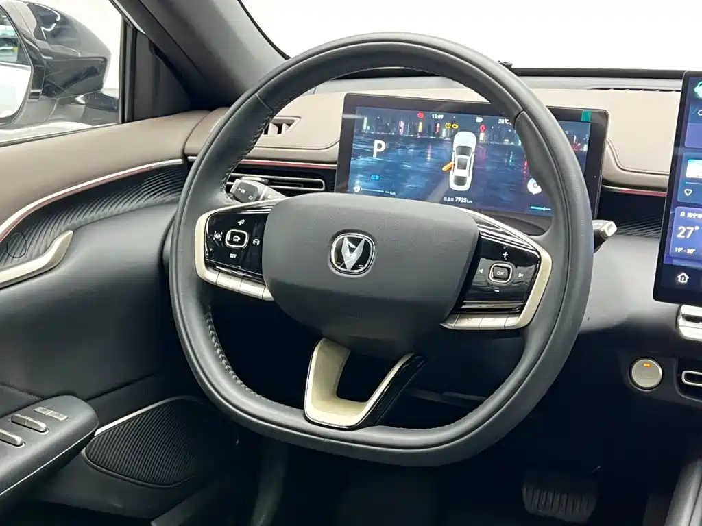 Changan Eado — фото 20