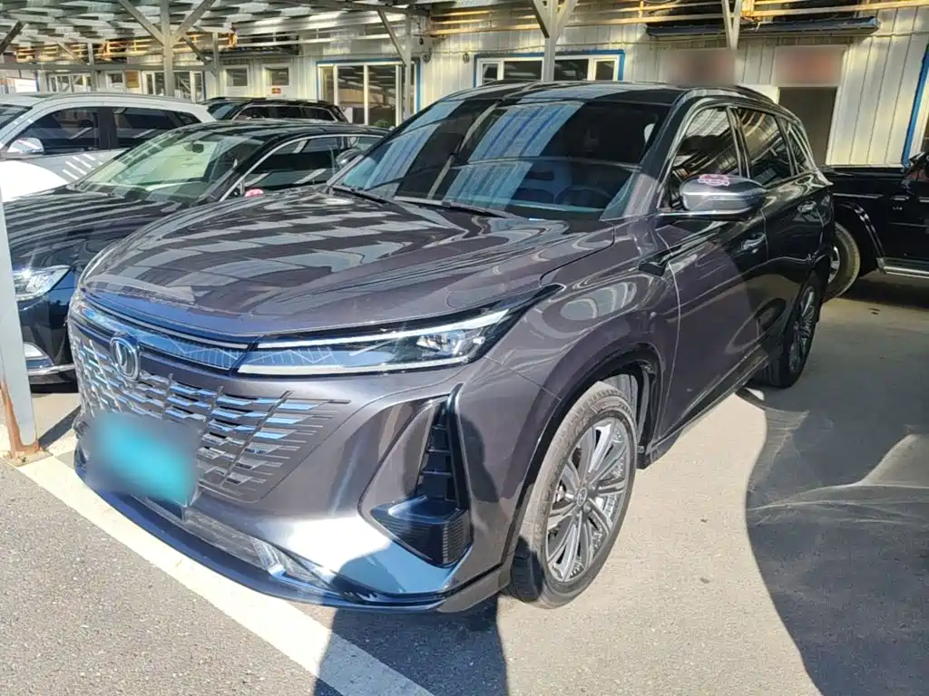 Changan CS75 PLUS — фото 2
