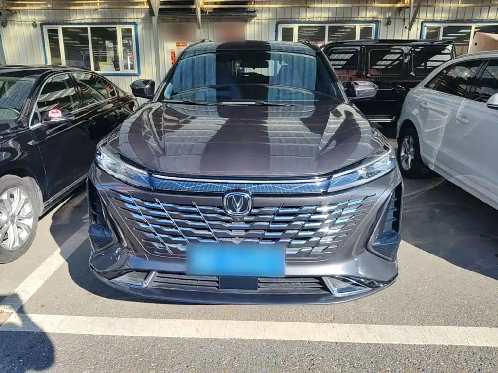 Changan CS75 PLUS — фото 3