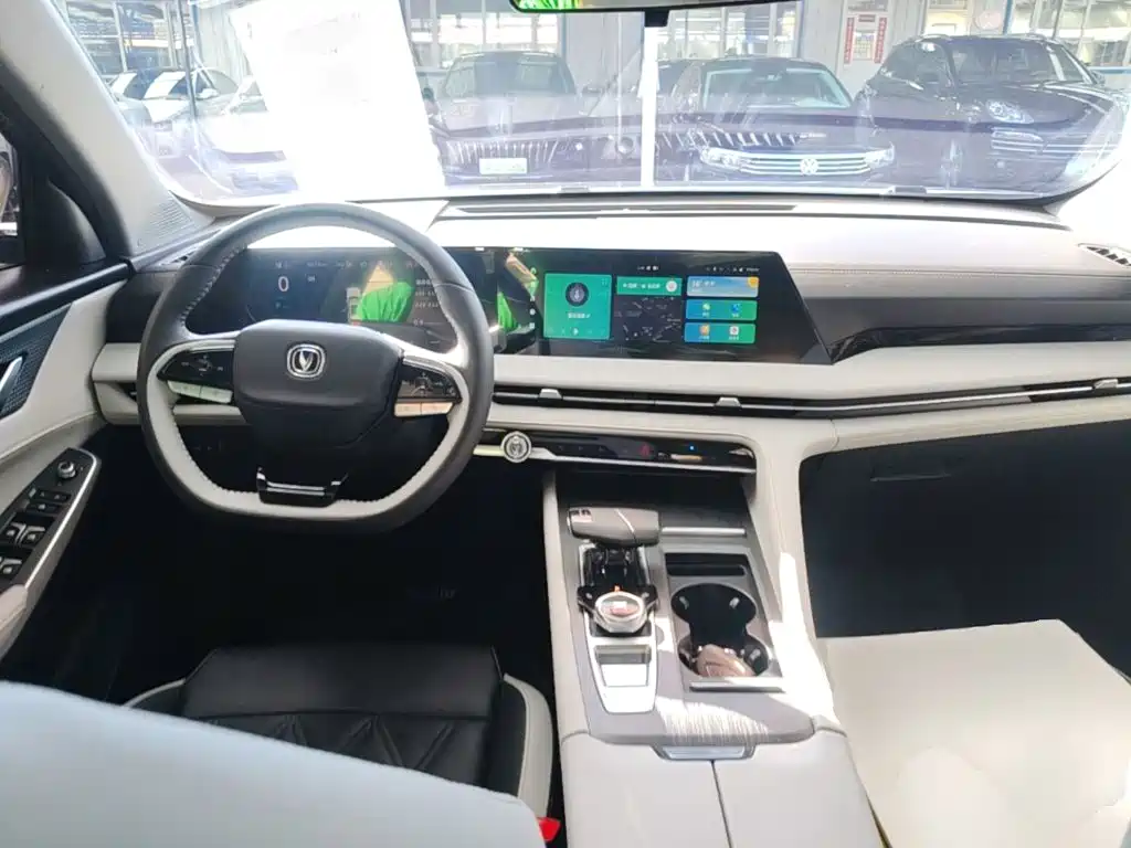 Changan CS75 PLUS — фото 10