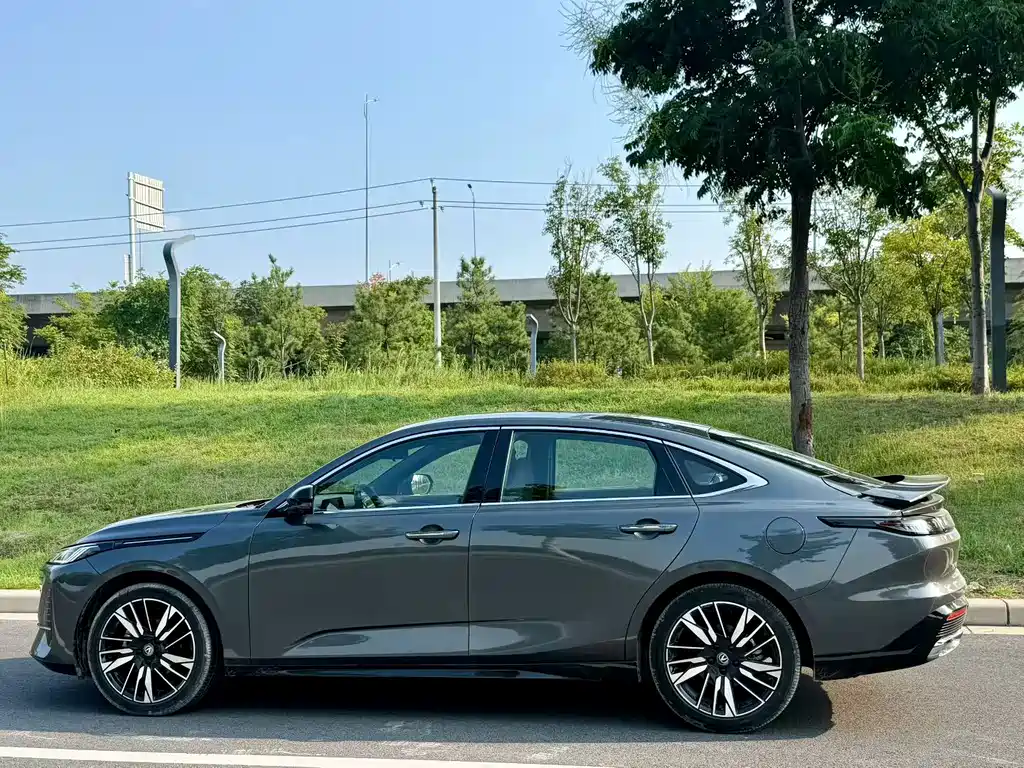 Changan Eado — фото 9