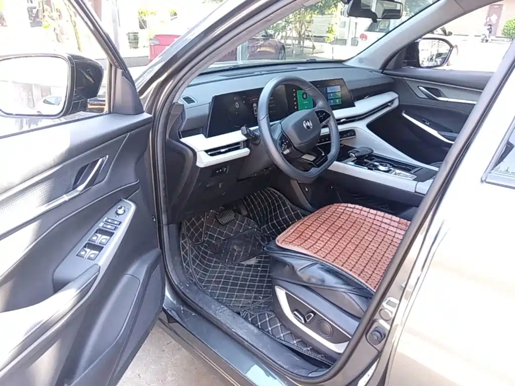 Changan CS75 PLUS — фото 16