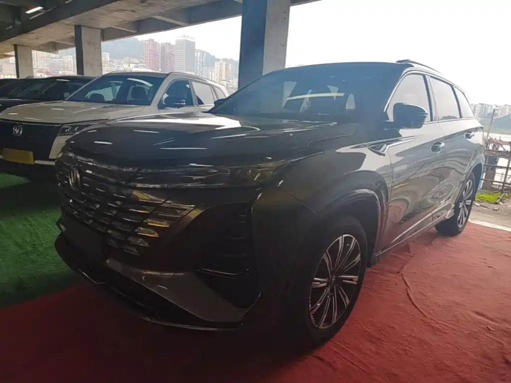 Changan CS75 PLUS — фото 2