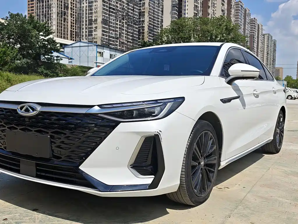 Chery Arrizo 8