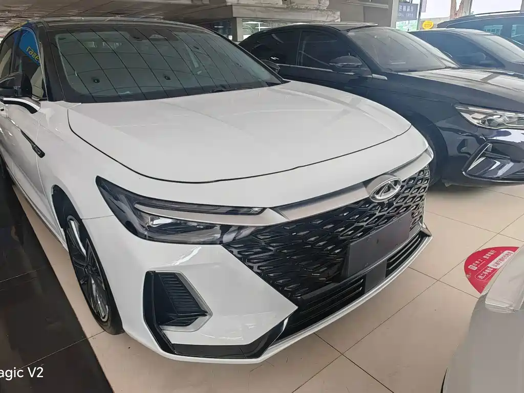 Chery Arrizo 8
