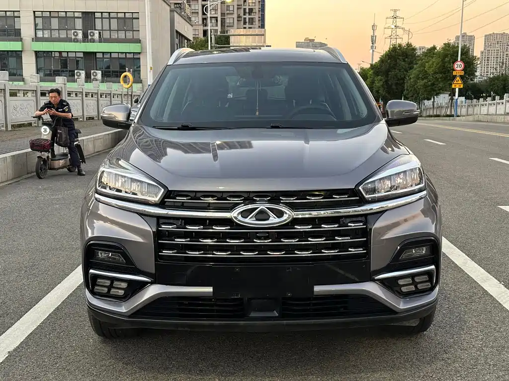 Chery Tiggo 8 — фото 2