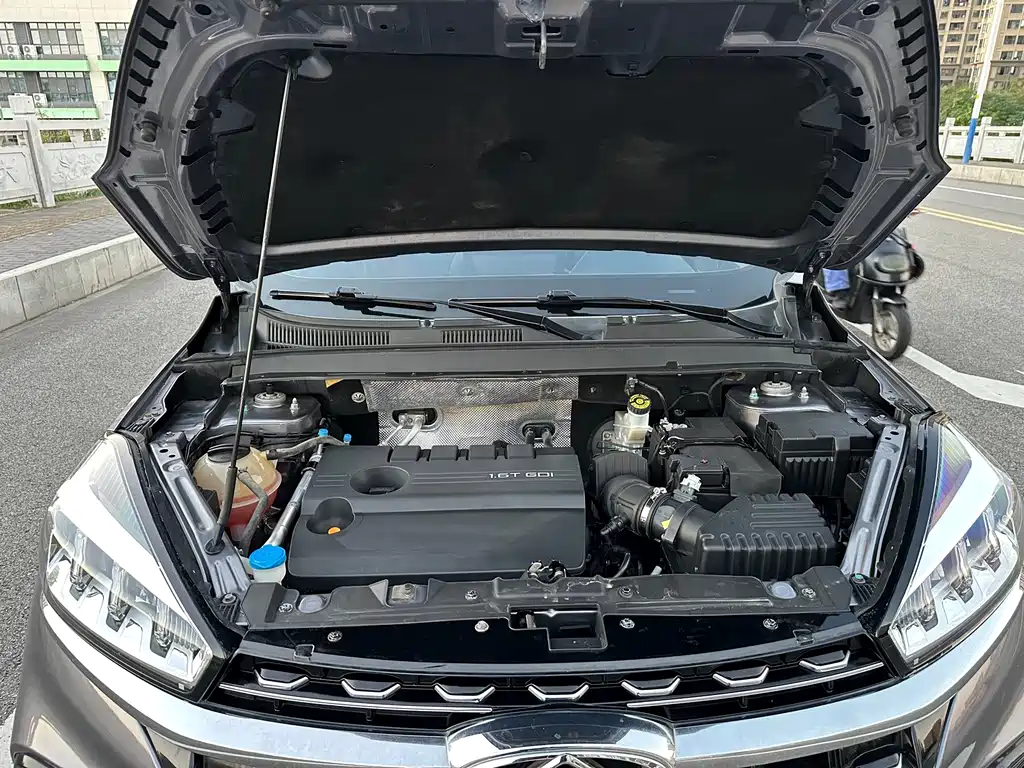 Chery Tiggo 8 — фото 10