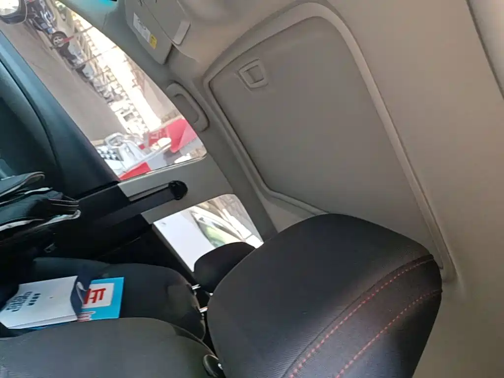 Chevrolet Monza — фото 18