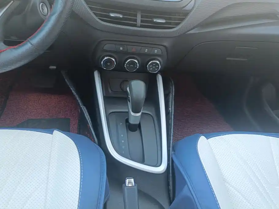 Chevrolet Cavalier — фото 15
