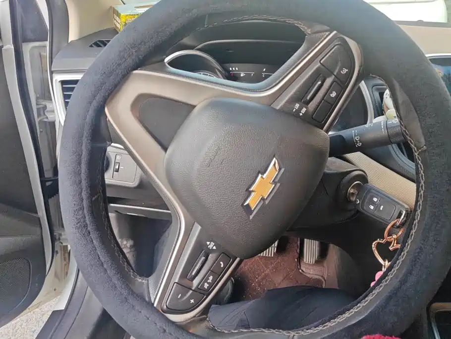 Chevrolet Monza — фото 15