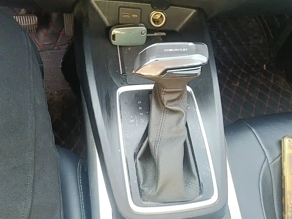 Chevrolet Monza — фото 14