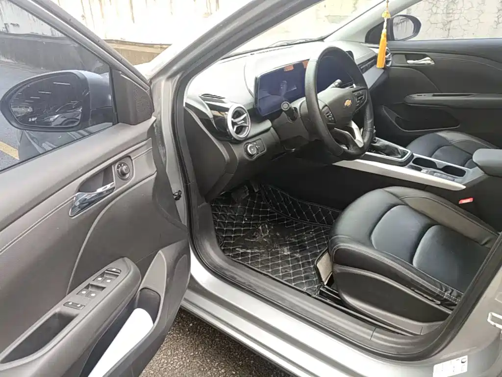 Chevrolet Monza — фото 16