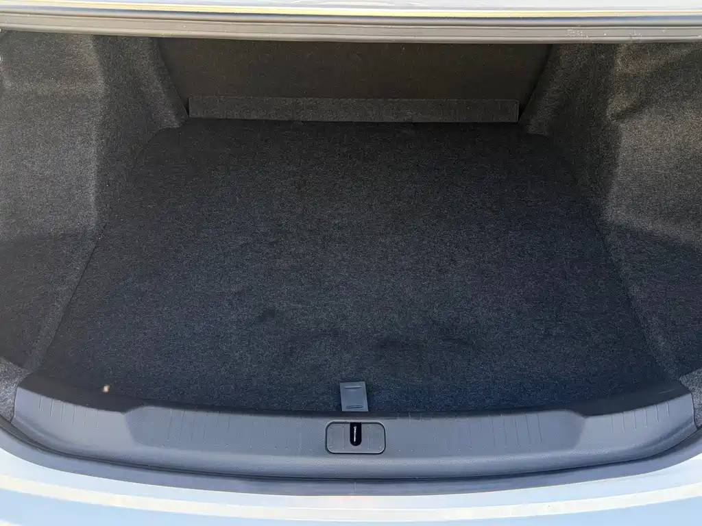 Chevrolet Monza — фото 16