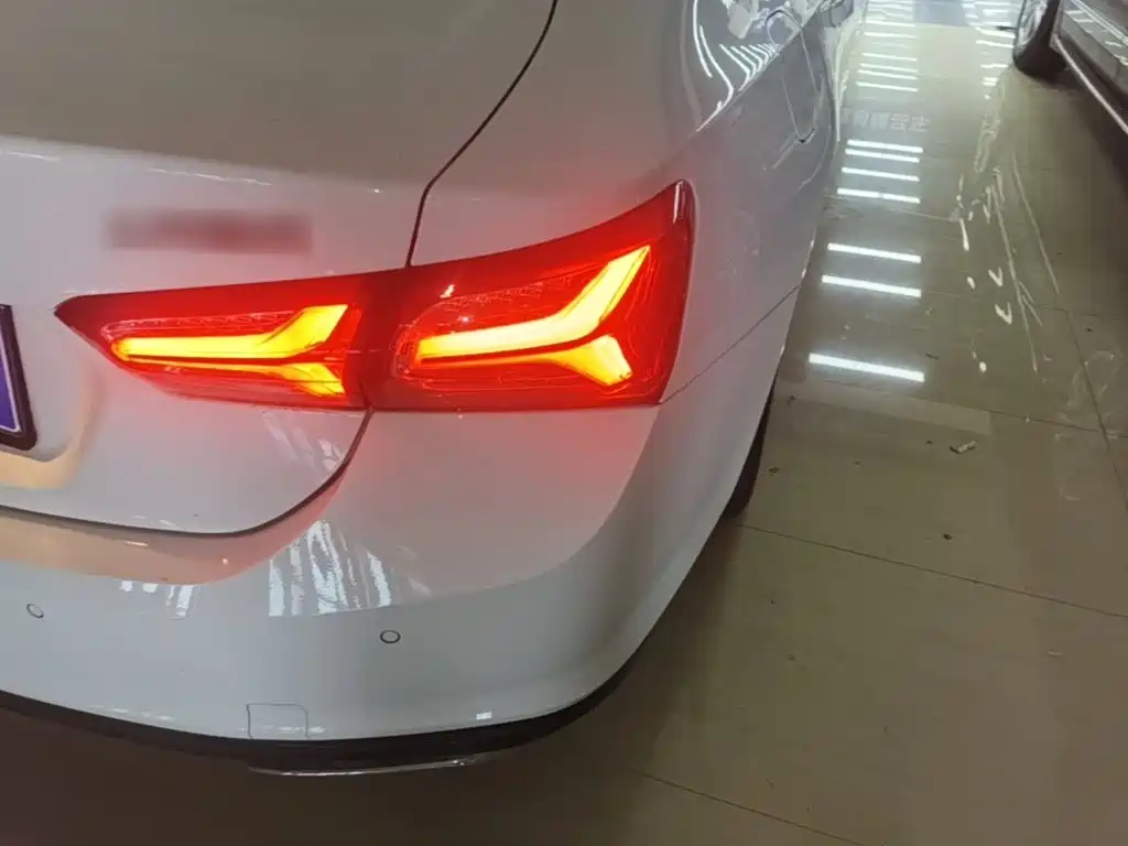 Chevrolet Malibu XL — фото 8