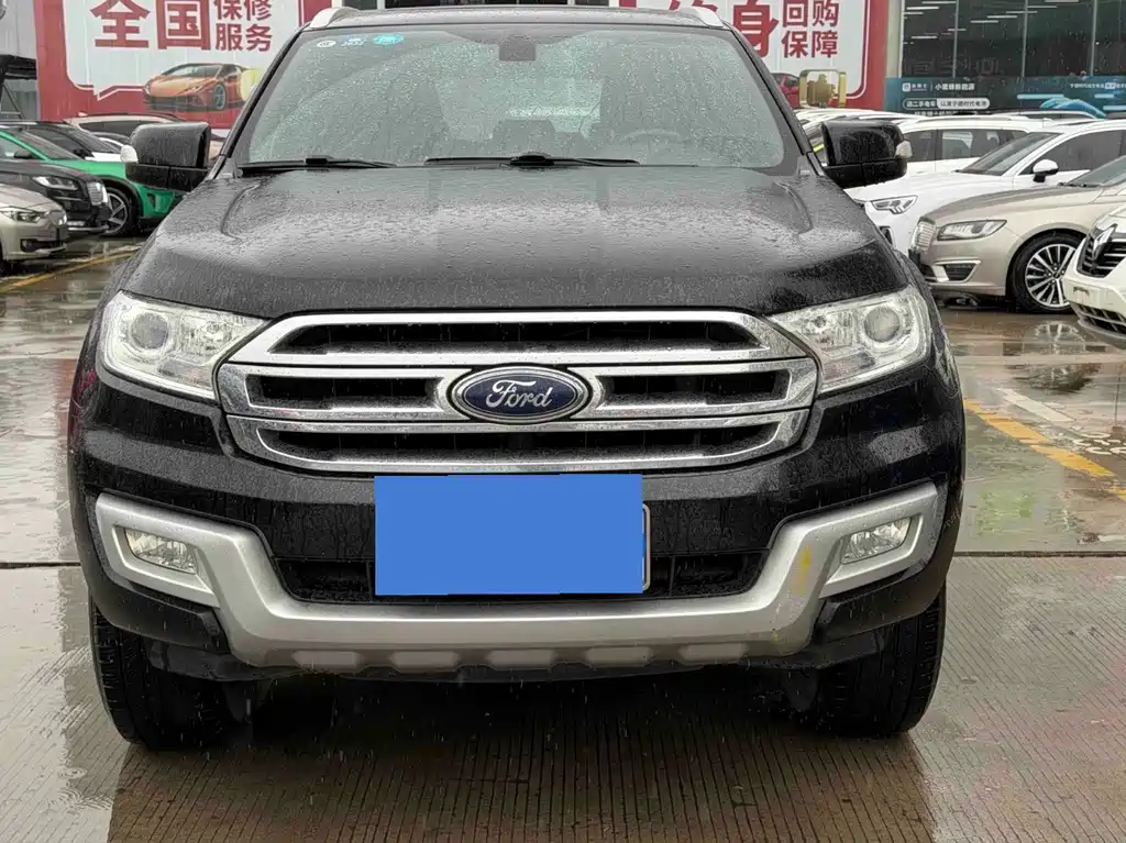 Ford Everest — фото 2