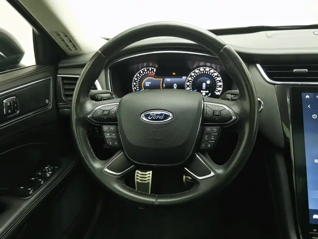 Ford Taurus — фото 11