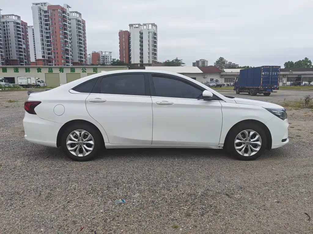 GAC Motor Trumpchi GA4 — фото 4