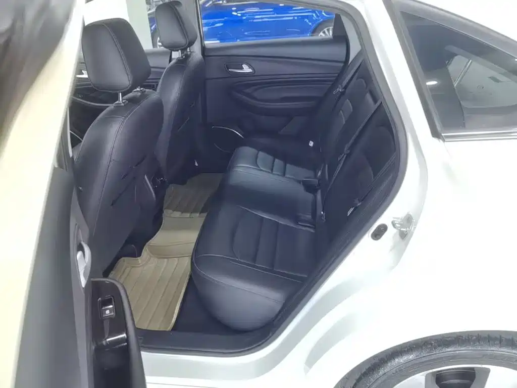 GAC Motor Trumpchi GA4 — фото 17