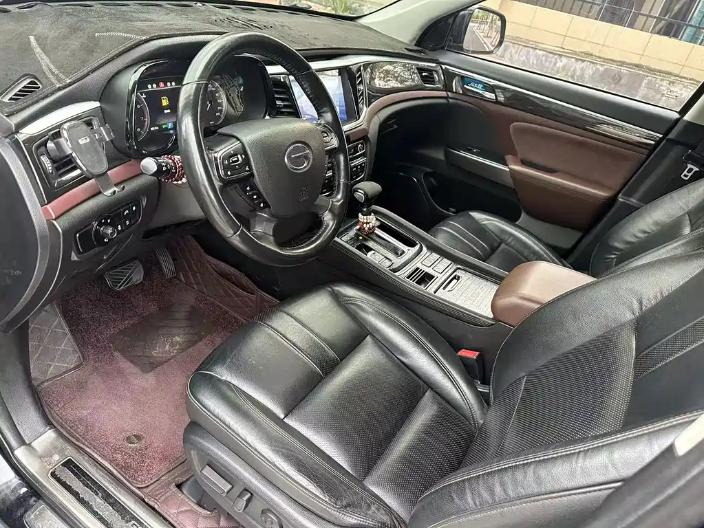 GAC Motor Trumpchi GS8 — фото 4