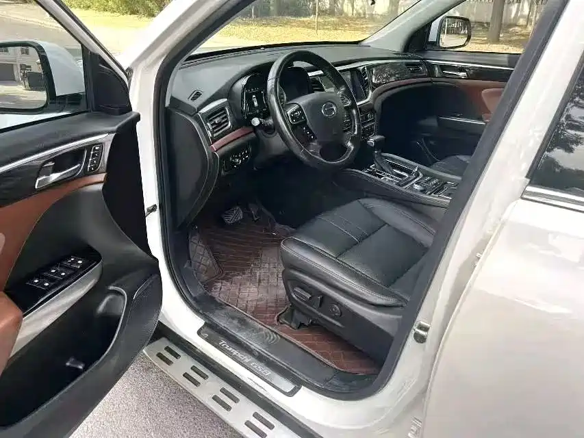 GAC Motor Trumpchi GS8 — фото 4