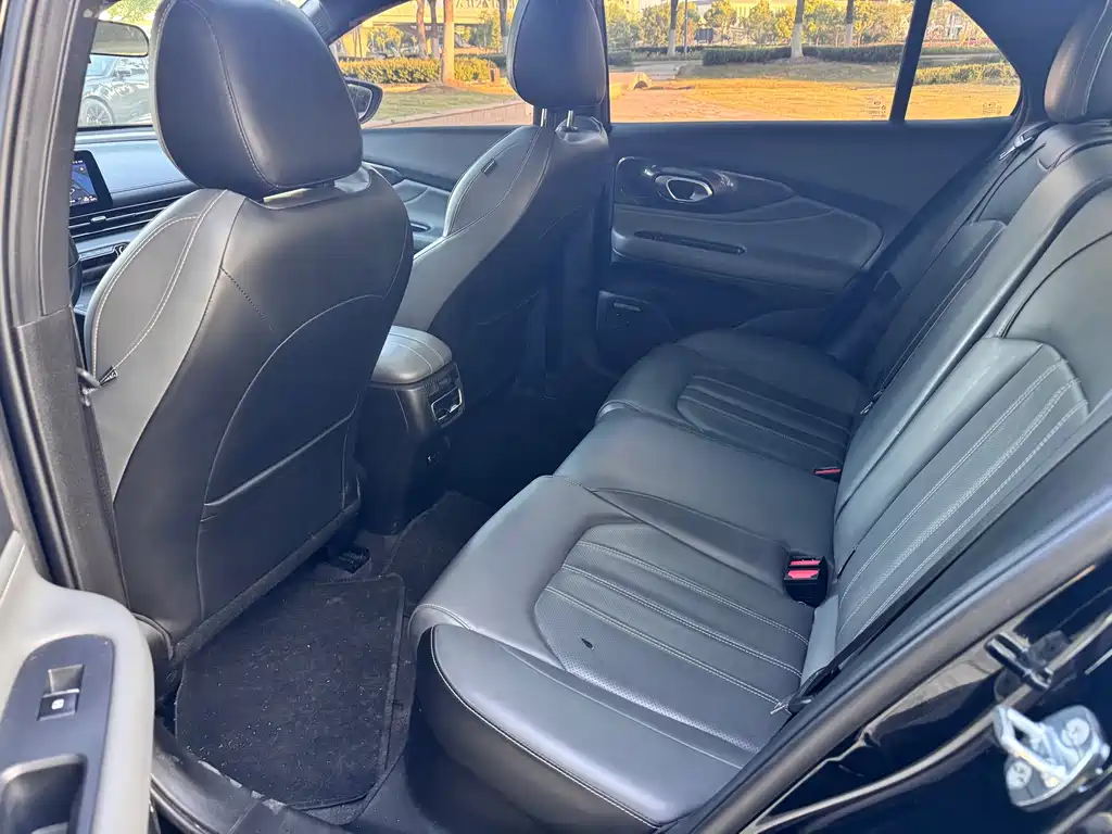 GAC Motor Shadow Leopard — фото 10