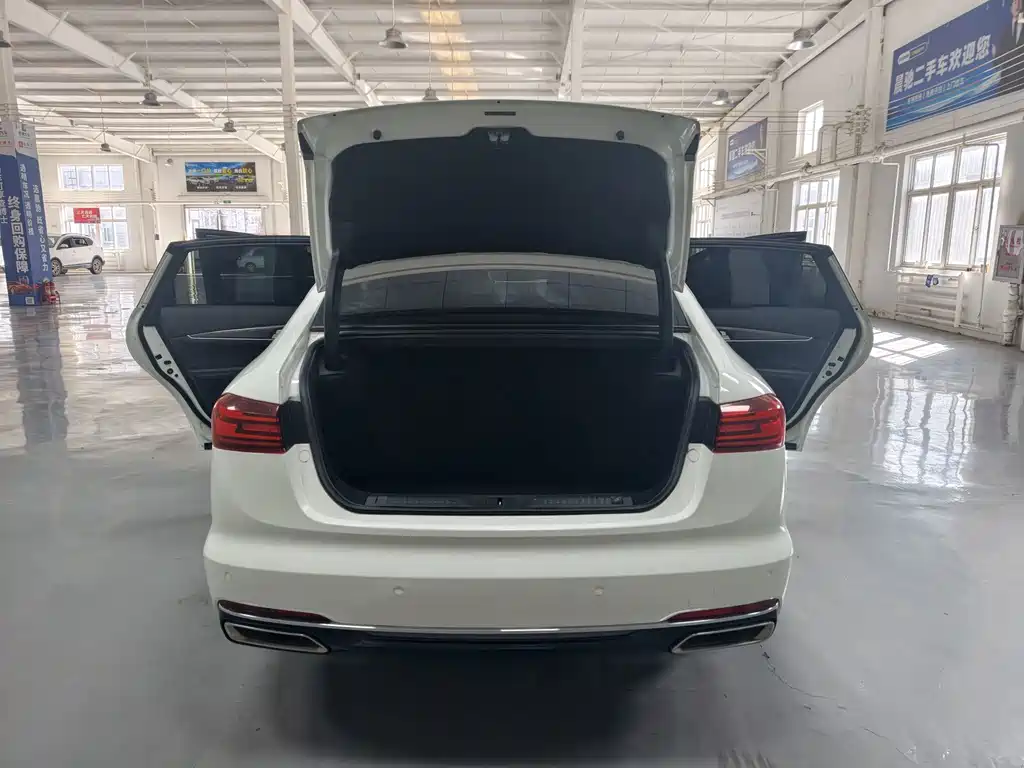 GAC Motor Trumpchi GA8 — фото 8