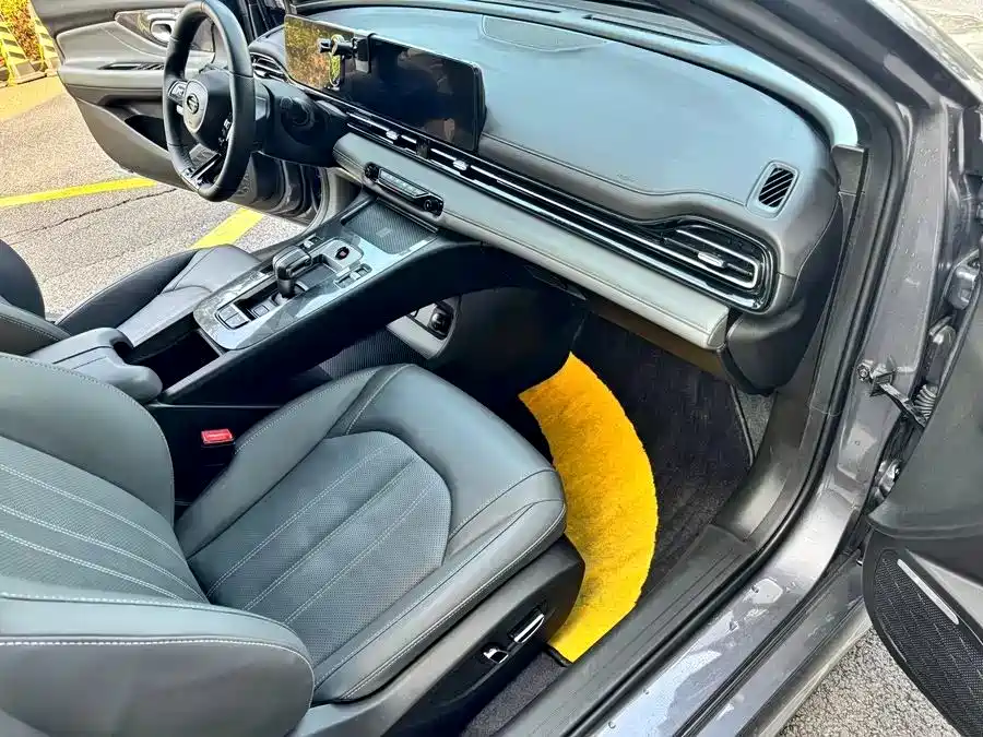 GAC Motor Shadow Leopard — фото 5