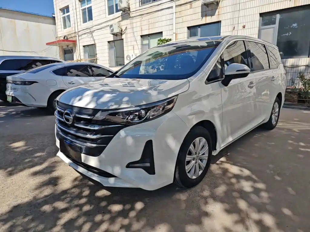 GAC Motor Trumpchi M6 — фото 2