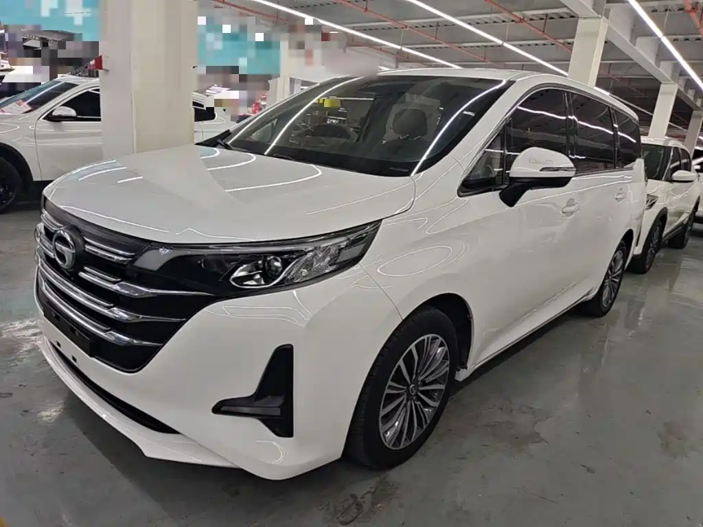 GAC Motor Trumpchi M6 — фото 2