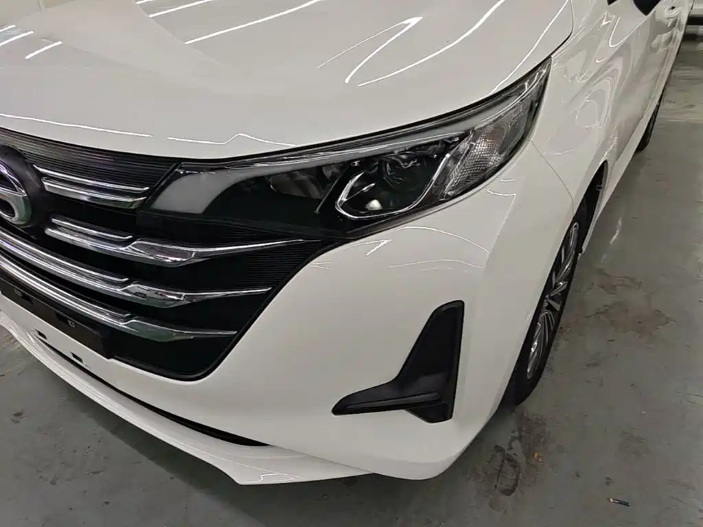 GAC Motor Trumpchi M6 — фото 24
