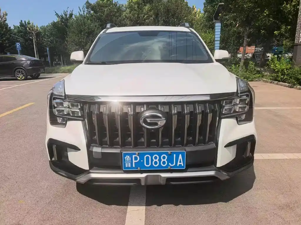 GAC Motor Trumpchi GS8 — фото 2