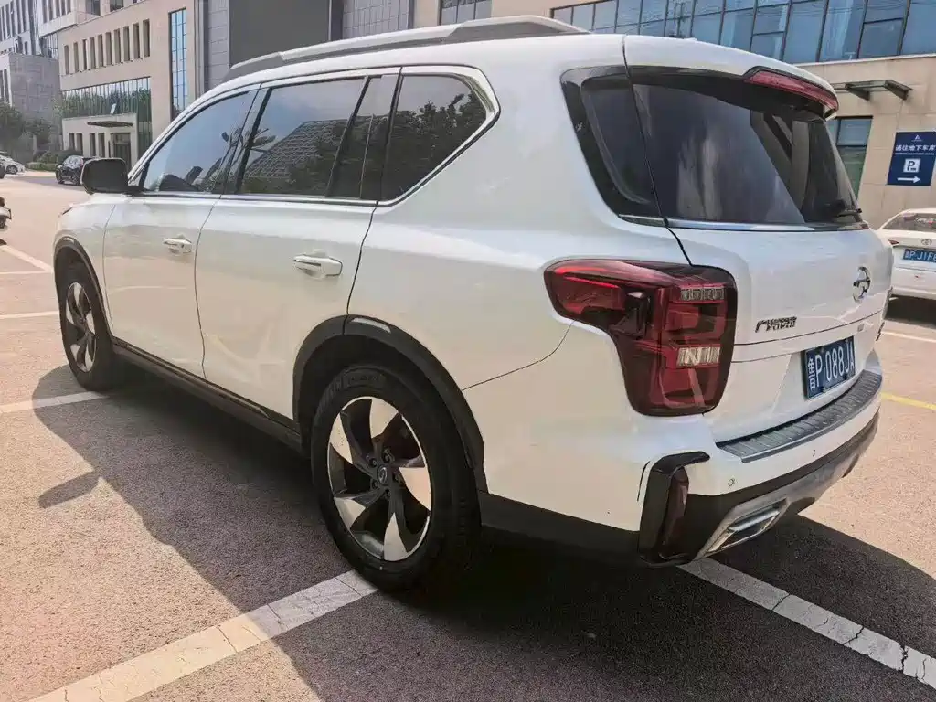 GAC Motor Trumpchi GS8 — фото 4