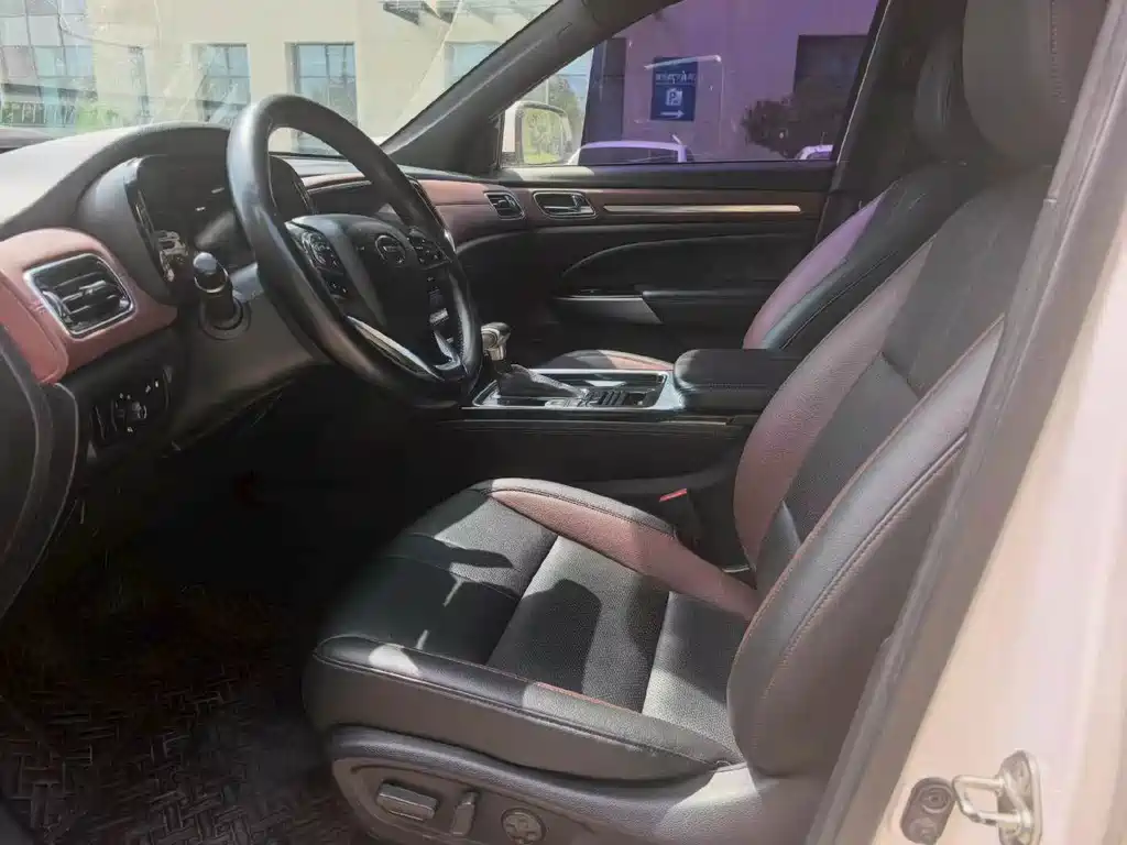 GAC Motor Trumpchi GS8 — фото 7