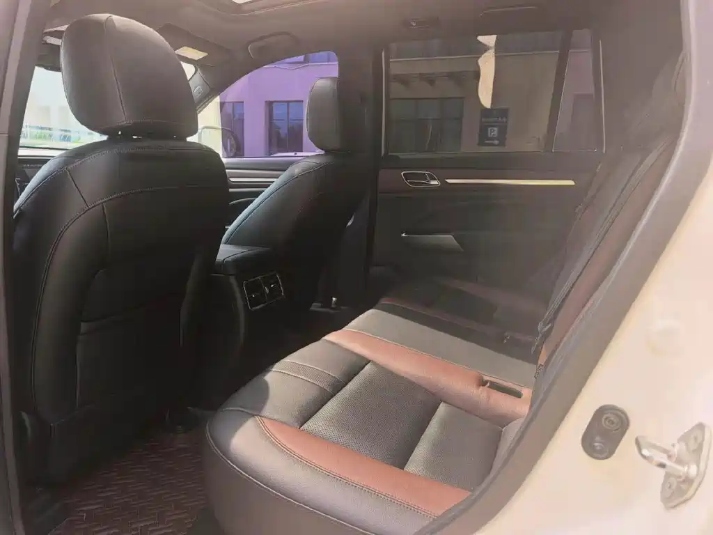 GAC Motor Trumpchi GS8 — фото 8