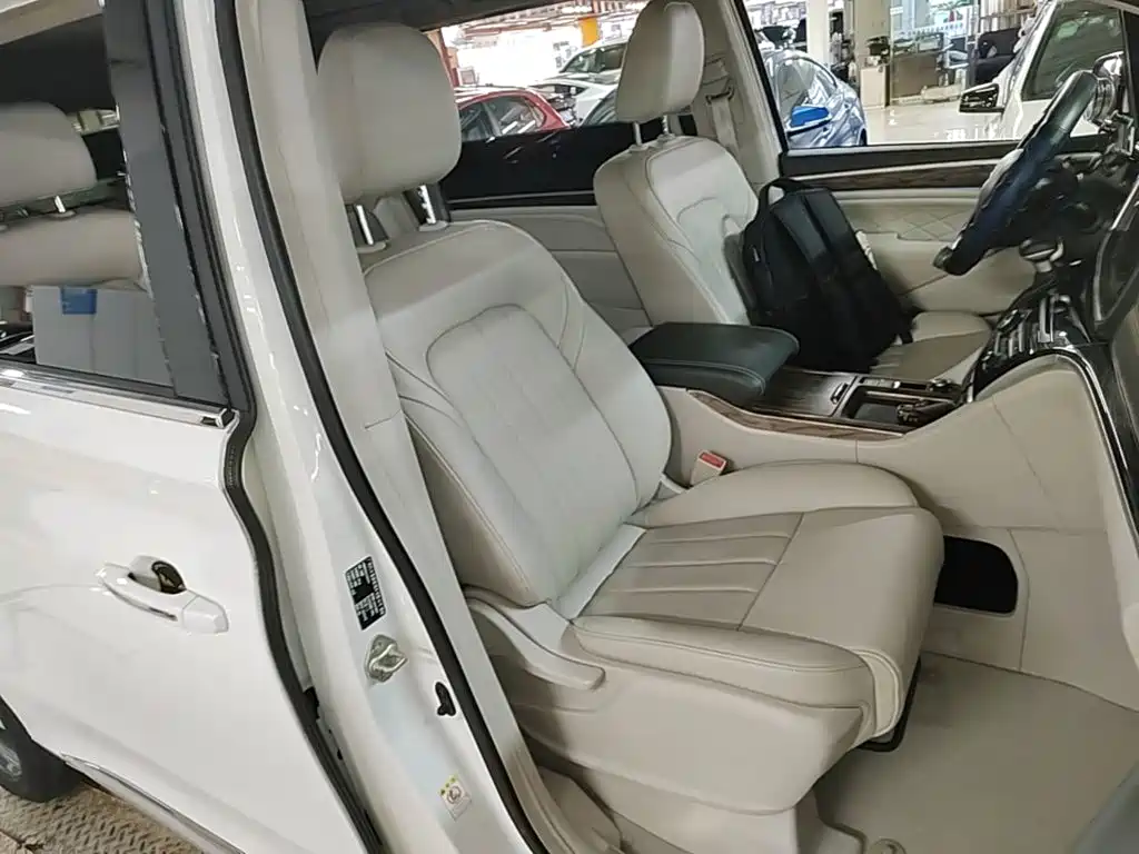 GAC Motor Trumpchi M8 — фото 25