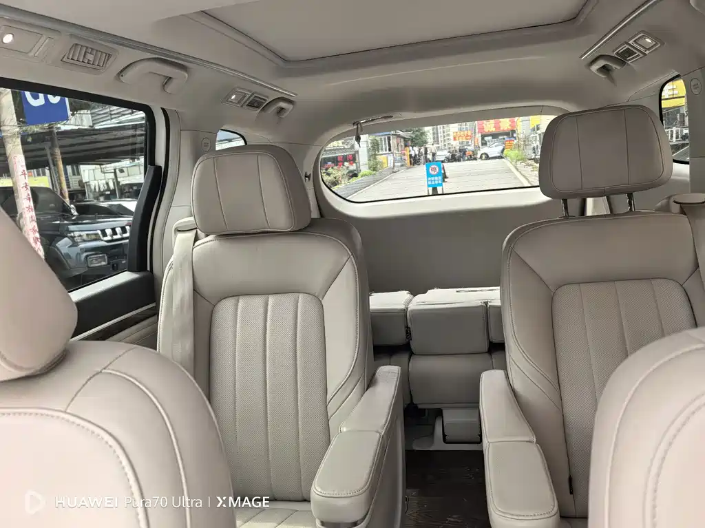 GAC Motor Trumpchi M8 — фото 7