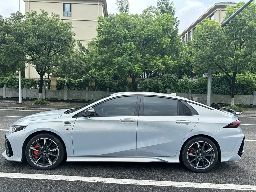 GAC Motor Shadow Leopard — фото 3