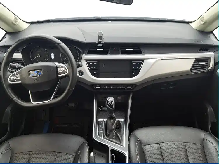 Geely Vision X3 — фото 6