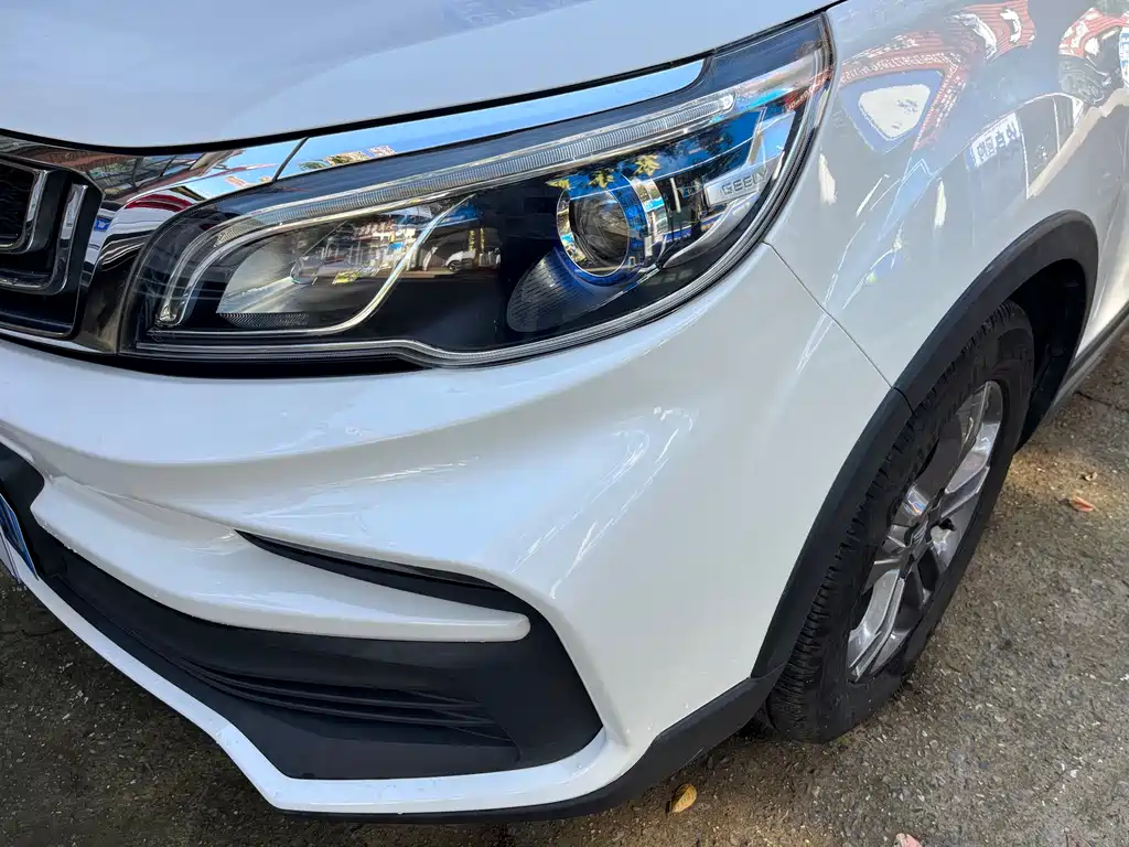 Geely Vision X3 — фото 7