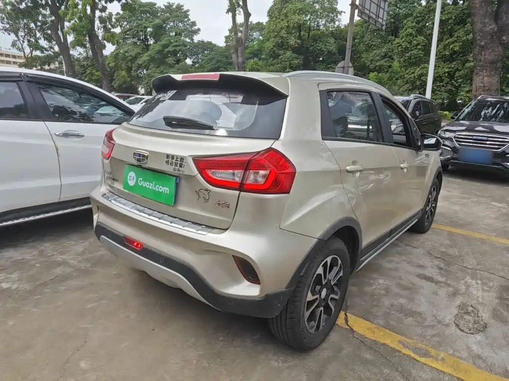 Geely Vision X3 — фото 7