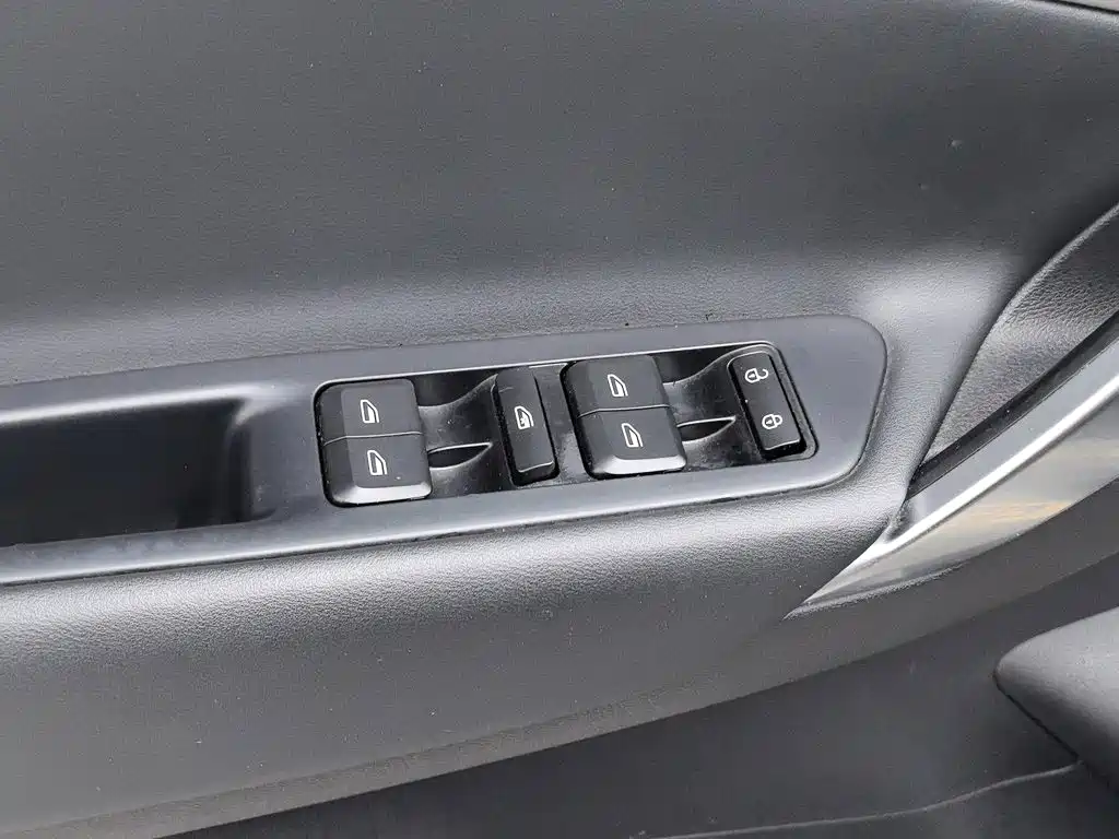Geely Boyue — фото 9