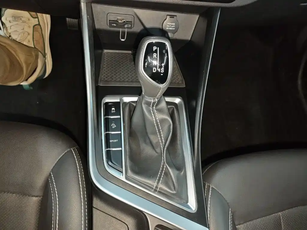 Geely Vision X3 — фото 14