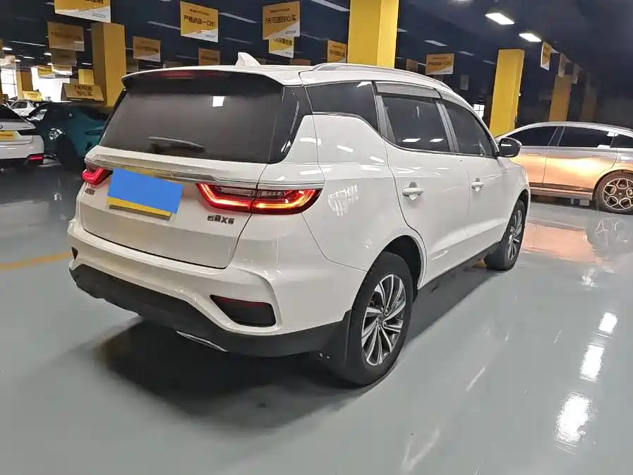Geely Vision X6 — фото 2
