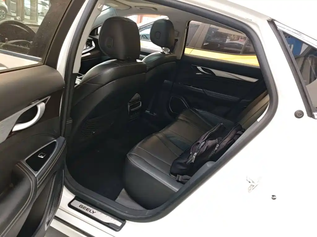 Geely Borui — фото 17