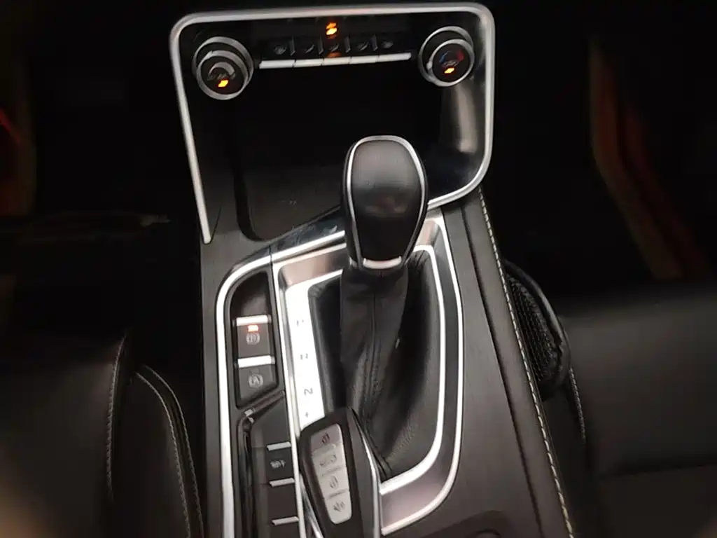 Geely Binrui — фото 14