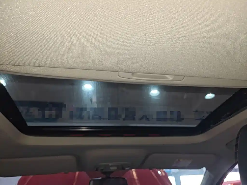 Geely Binyue — фото 18