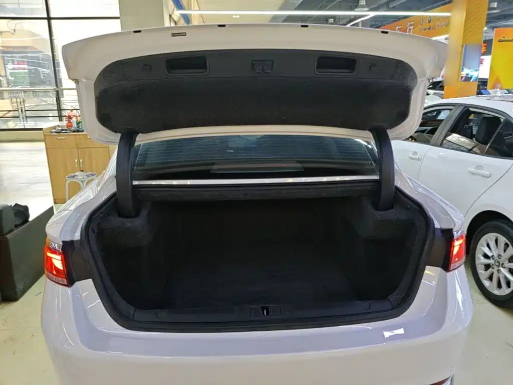 Geely Borui — фото 19