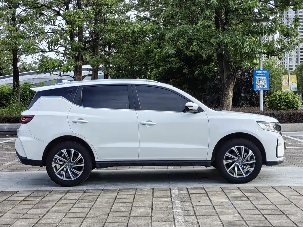 Geely Vision X6 — фото 4